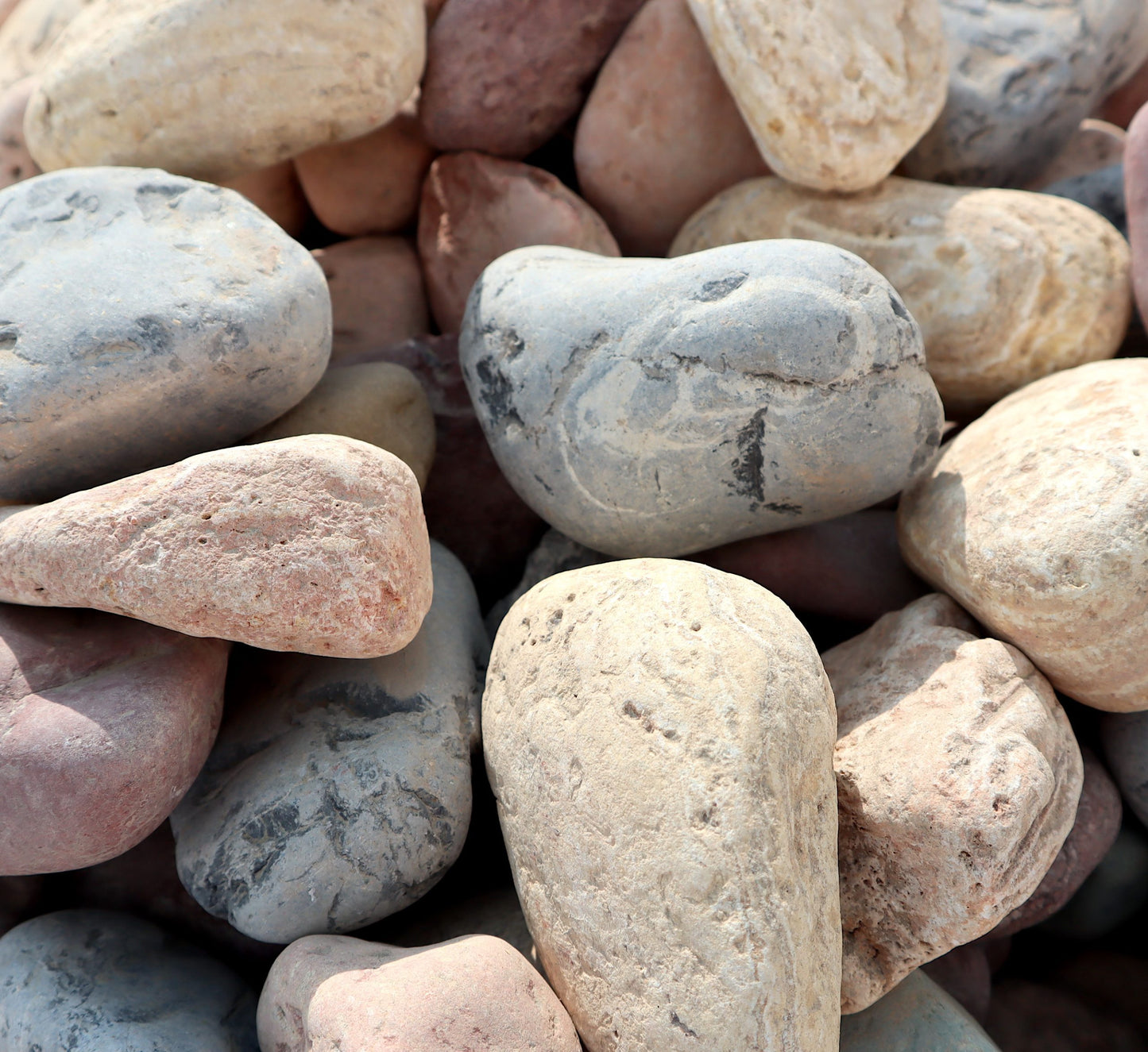 Mix Colour River stone "Natural Garden Material"