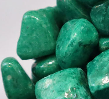 Light Green Decorative Painted Pebbles "Aquarium" 10-15mm