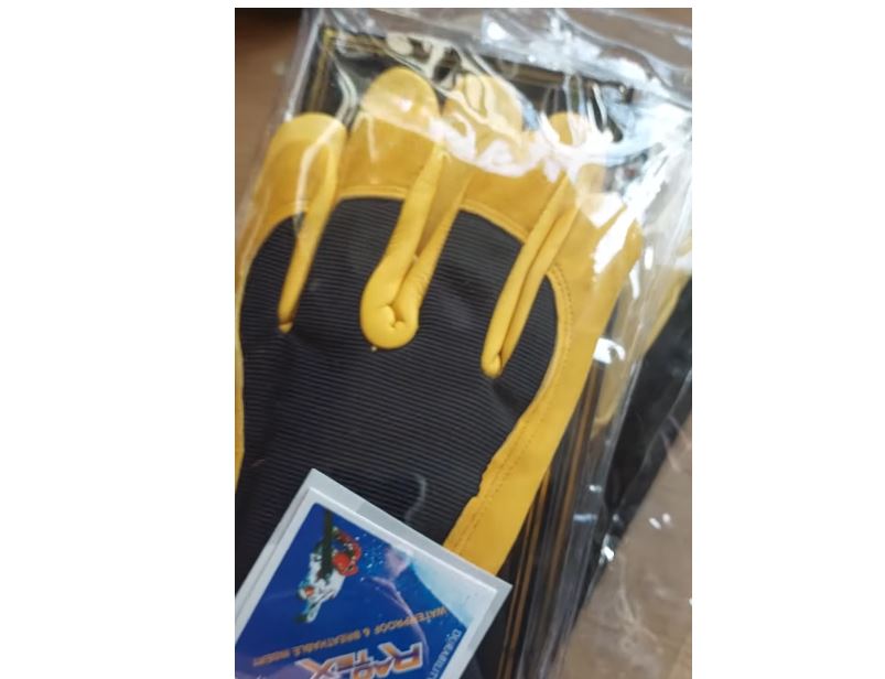 Why RHS Gardening Gloves Are the Only Pair the Experts Swear By