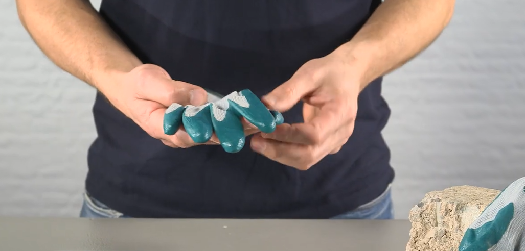 These Gloves Fit Like a Second Skin—and Gardeners Can’t Stop Raving