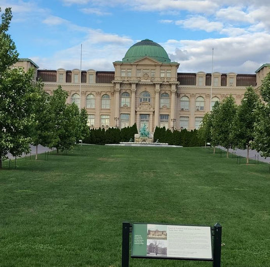 Inside the Bronx Botanical Garden — The Hidden Paradise Just Minutes from Manhattan