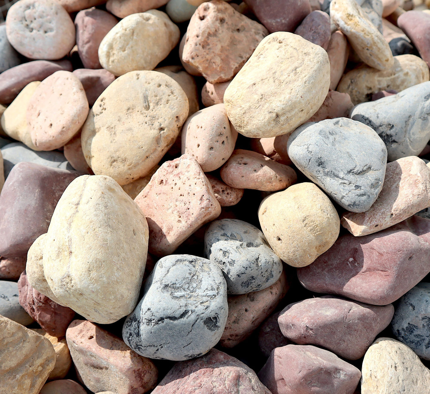 Mix Colour River stone "Natural Garden Material"