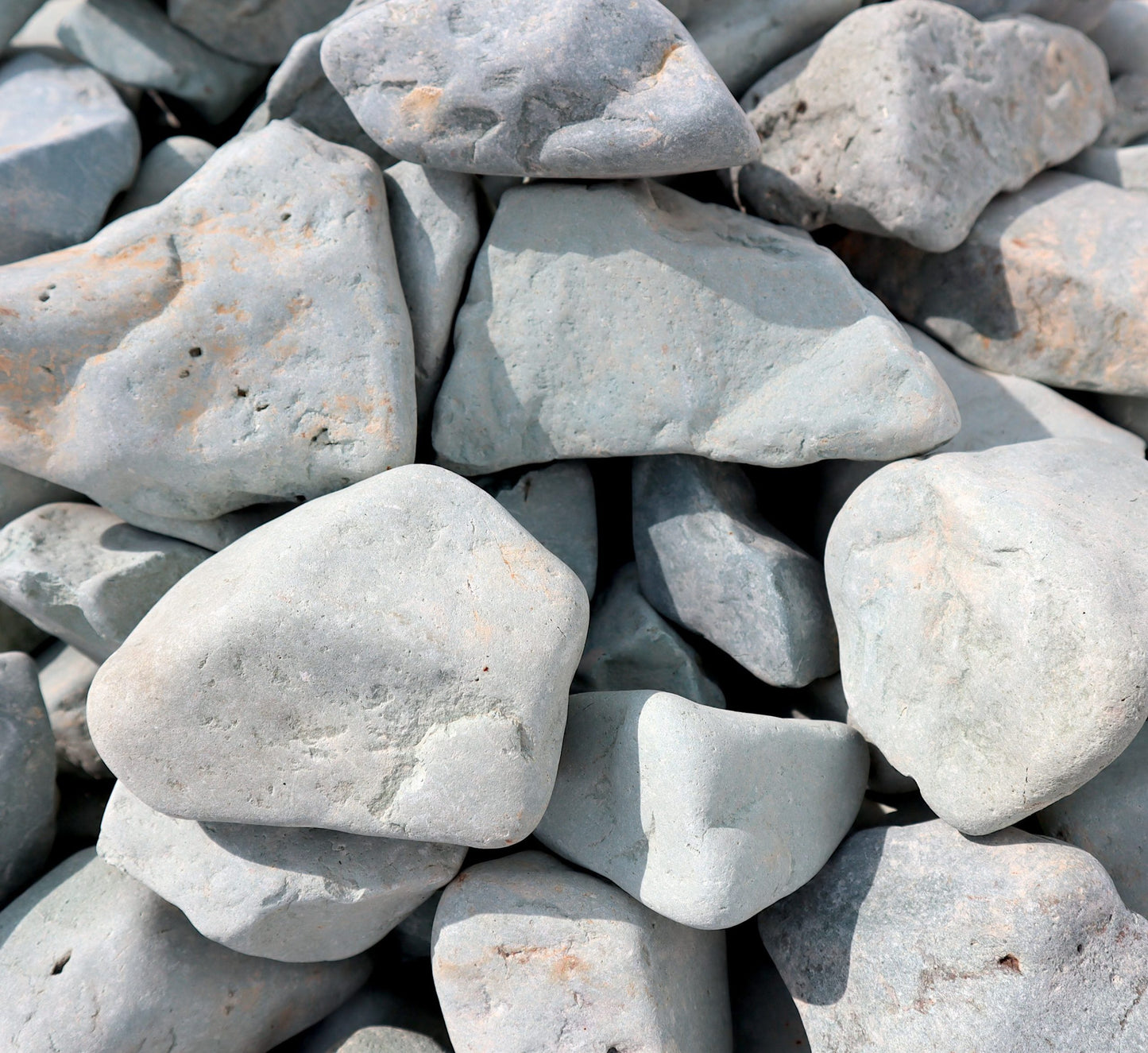 Green River stone "Natural Garden Material"